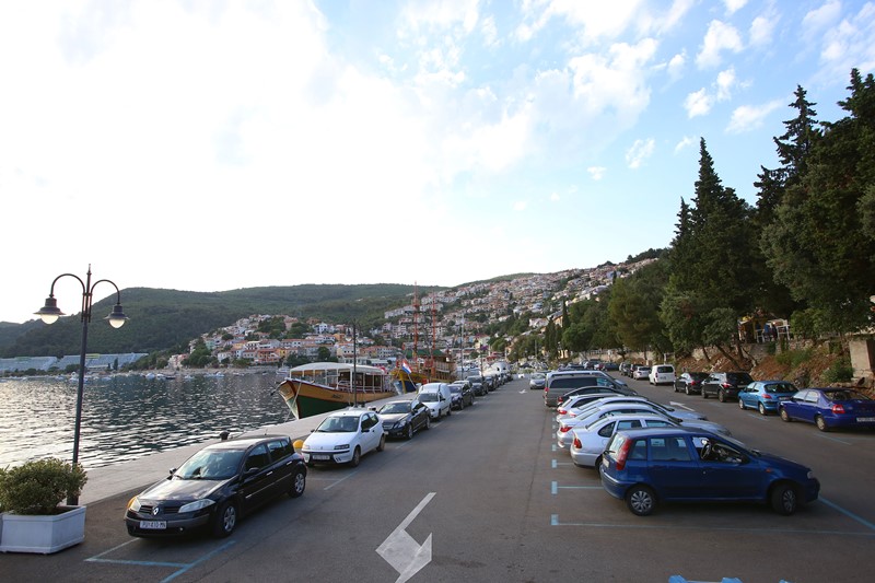 Započelo ljetno razdoblje naplate usluge parkiranja u Labinu i Rapcu