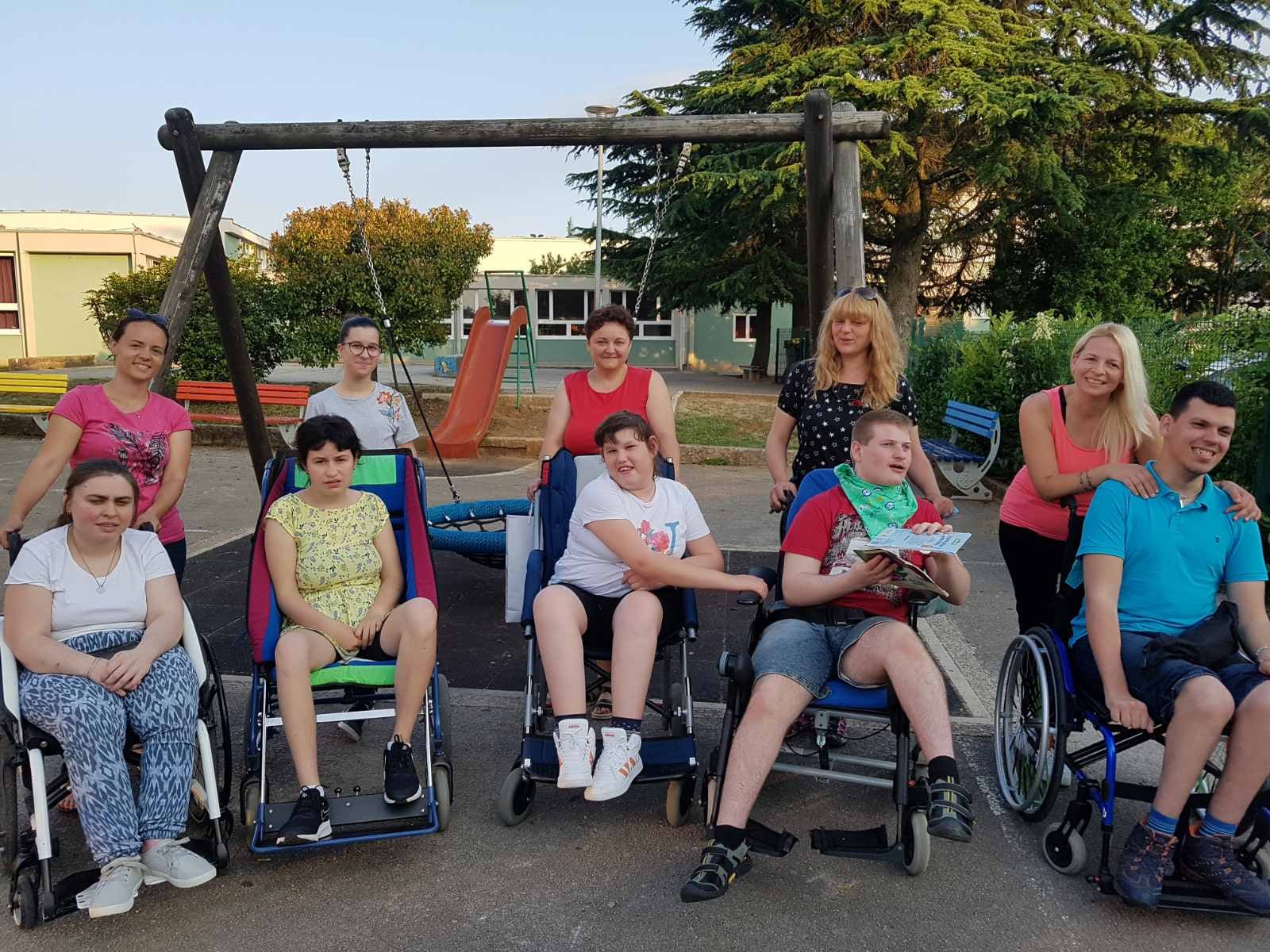 Udruga `Krilo Labina` traži volontere za rad u antikvarijatu udruge i igraonici