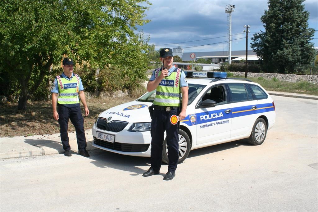 Tijekom produženog vikenda, četiri osoba teže ozlijeđene 