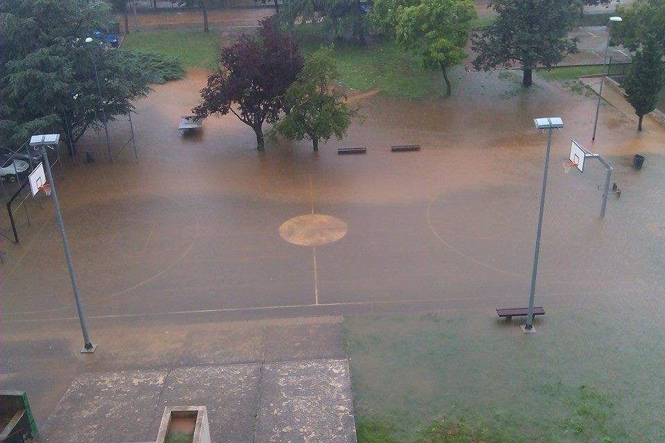 Nevrijeme u Istri: Situacija pod kontrolom, sve službe na terenu
