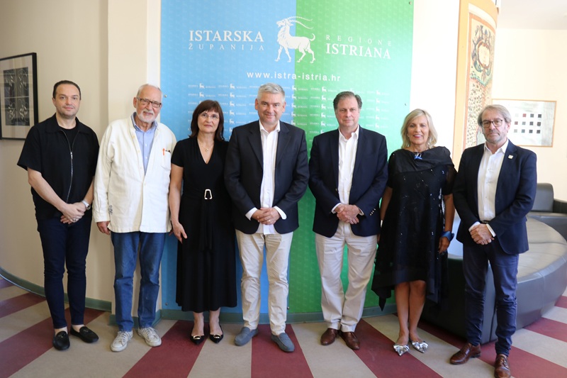Župan Miletić primio nadvojvodu Sandora Habsburg-Lothringena uoči svečanog otvorenja manifestacije `Žive slike Austro-Ugarske Pule`