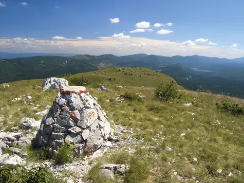 Planinarski izlet na Žbevnicu: Otkrijte jedan od najljepših vrhova Ćićarije