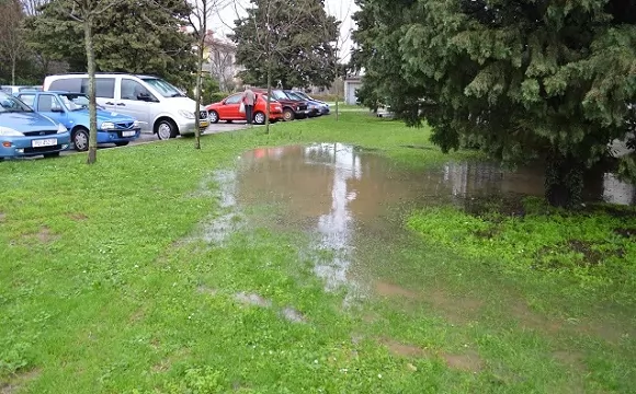 Već pala vrlo obilna kiša, u Labinu gotovo 100 mm