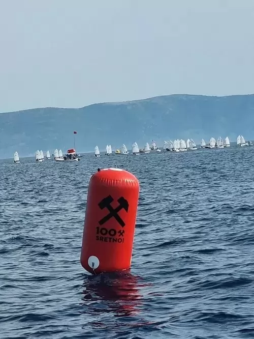 Rabačka regata okuplja stotinjak najmlađih jedriličara: Rabac će zabijeljeti od jedara