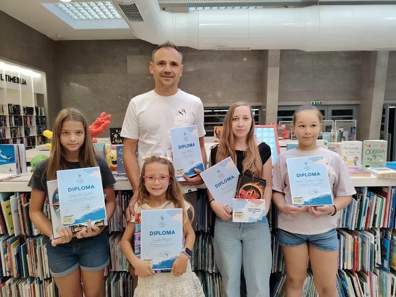 U Gradskoj knjižnici Labin proglašeni ljetni najčitatelji za 2026.