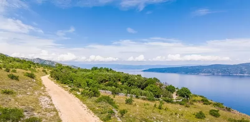 Otkazano vođeno pješačenje Stazom Bellavista