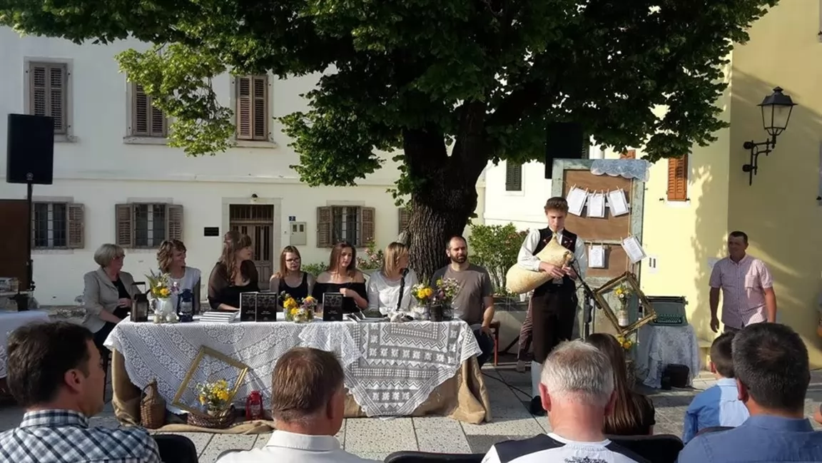 Otvoren natječaj za 9. književno-recitalnu manifestaciju `Pićonski feroli i feralići`