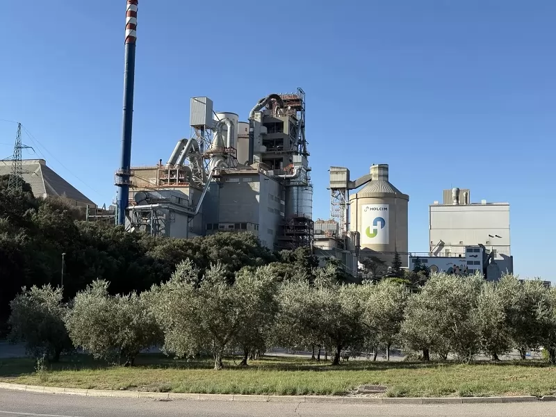Holcim: Inspekcijski nadzori zaštite okoliša završeni bez nalaza i nepravilnosti. Zastrašivanje zaposlenika nije prihvatljivo