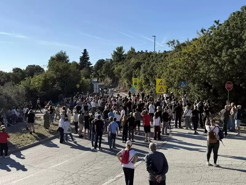 Pismo redakciji: Prosvjed treba poslati poruku, a ne ostaviti dojam fešte