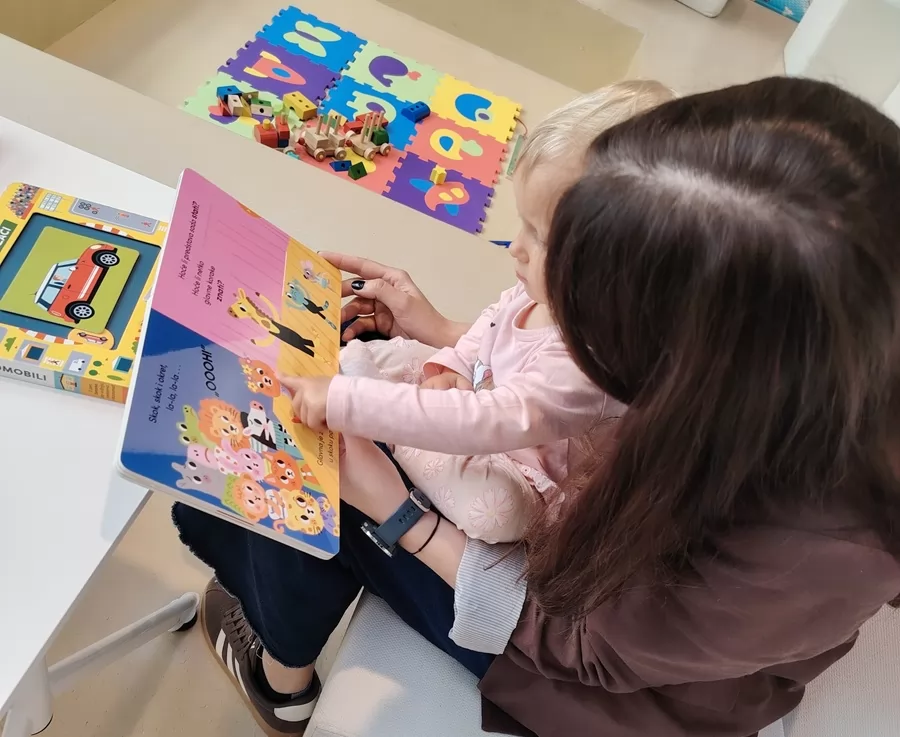 `I beba knjigu treba` s Barbarom Radonić Čurlenkin – Kako podržati prirodan razvoj djeteta od najranije dobi