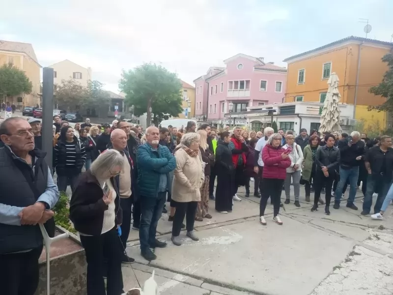 Šerif Guta gradonačelniku Labina: "Da se mene pita znaš kako bih te išutirao, ali me se ne pita pa te neću"