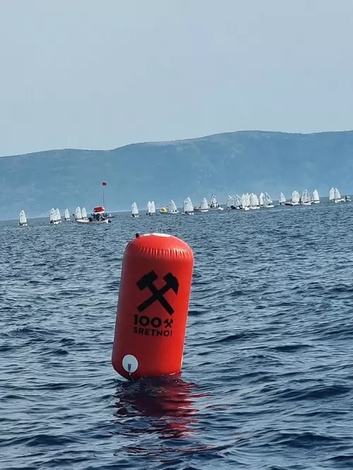 Rabačka regata okuplja stotinjak najmlađih jedriličara: Rabac će zabijeljeti od jedara