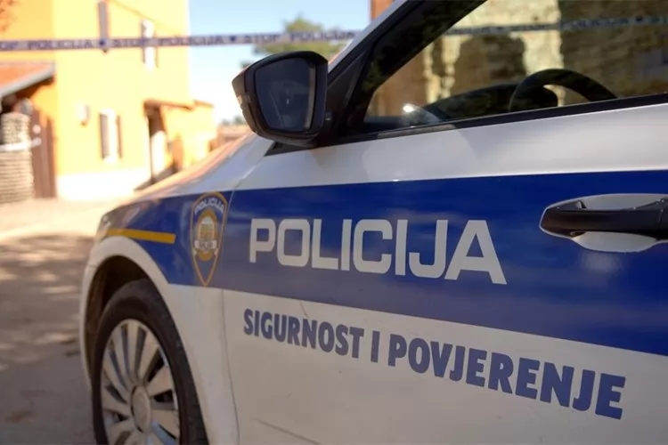 Policija u Labinu pronašla počinitelja koji je opljačkao banku