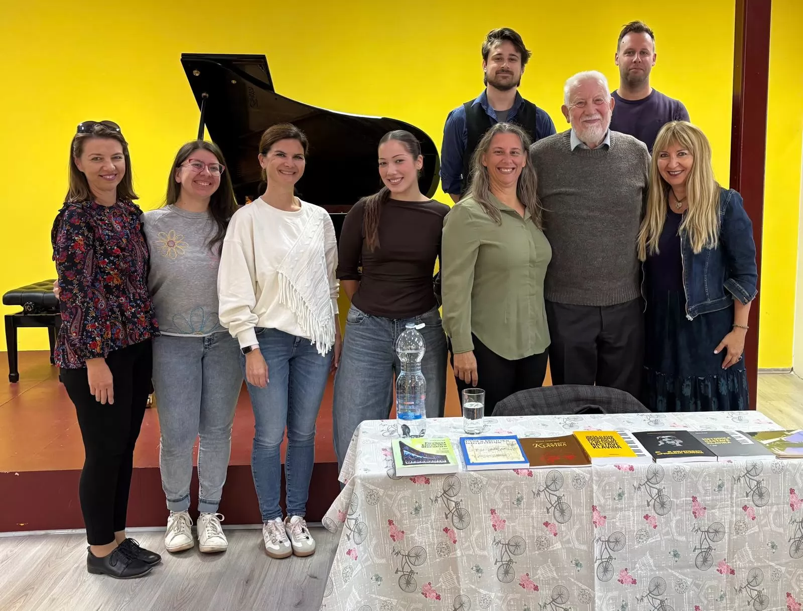 Profesor Jakša Zlatar predstavio knjigu o povijesti klavirske literature u Labinu