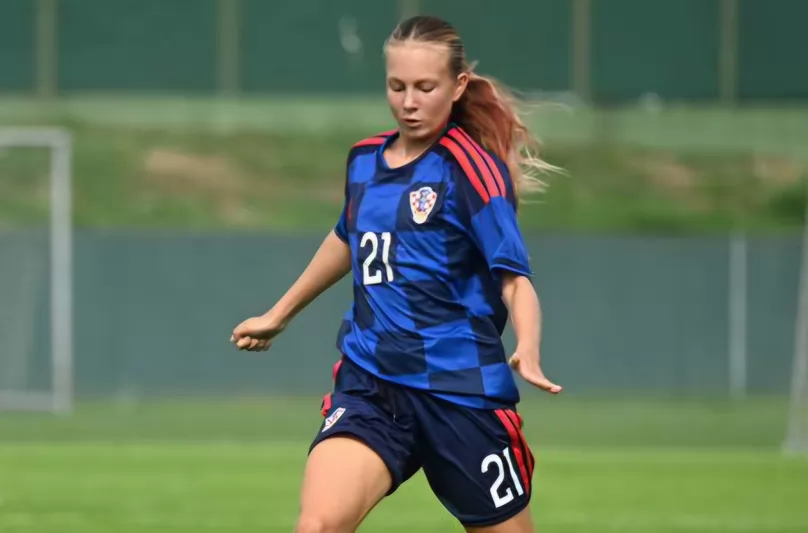 Elena Fable pozvana u hrvatsku reprezentaciju U-15: prve nogometne korake napravila u NK Potpićan Učka 72