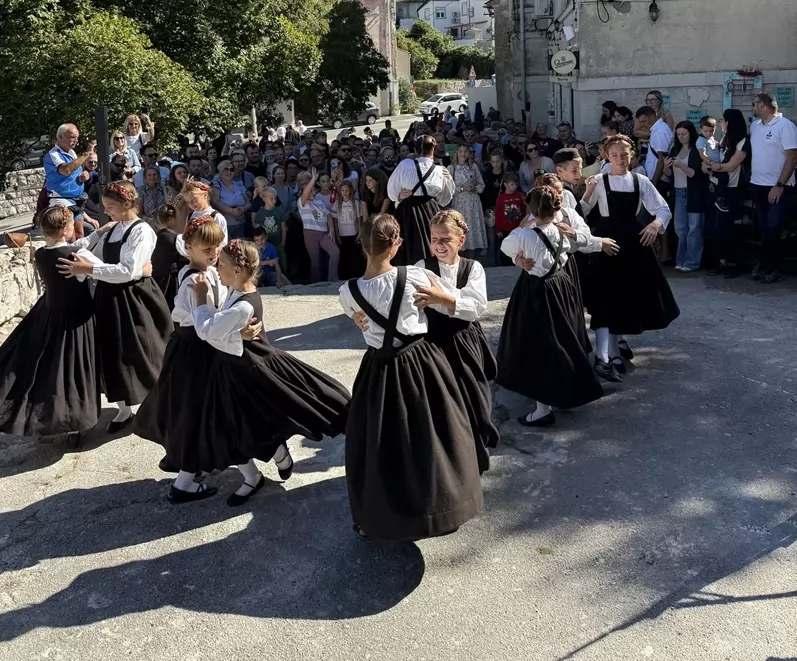 Plominska Bela nedeja okupila brojne posjetitelje