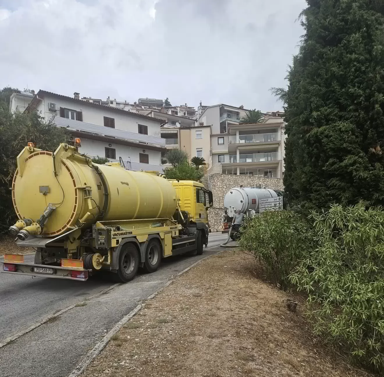 Začepljenje kanalizacije u Rapcu