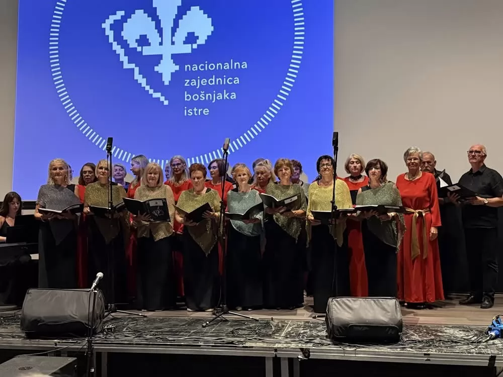 Sevdah i talijanska canzona spojili Labin i Pulu: Pjesmom nastavili graditi Most prijateljstva